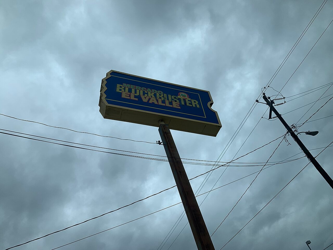 Blockbuster: A Blockbuster sign that is being used by a Mexican supermarket.