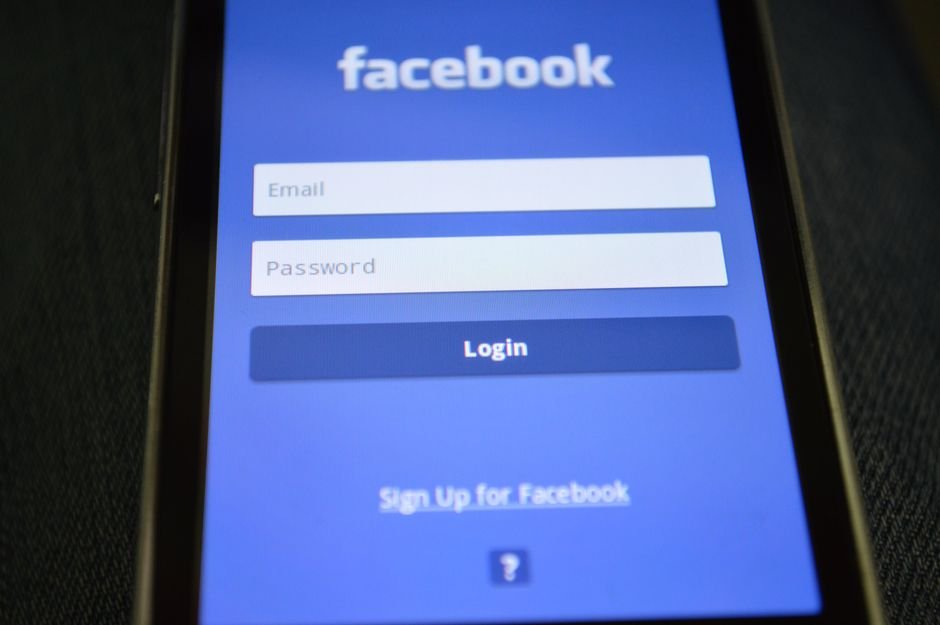 Myspace Lost 100 Million Users — Close-up of a smartphone screen showing the Facebook login interface.